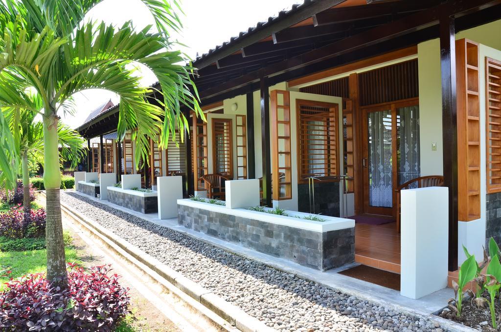 Manohara Resort Magelang Exterior foto